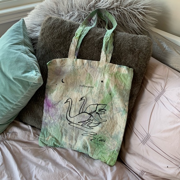 Tye Dyed Catbird NY Tote ✨ - Picture 2 of 2